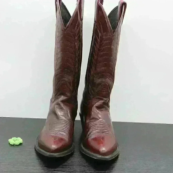 Justin Women's Cordovan Brown Leather Boots - Picture 6 of 10